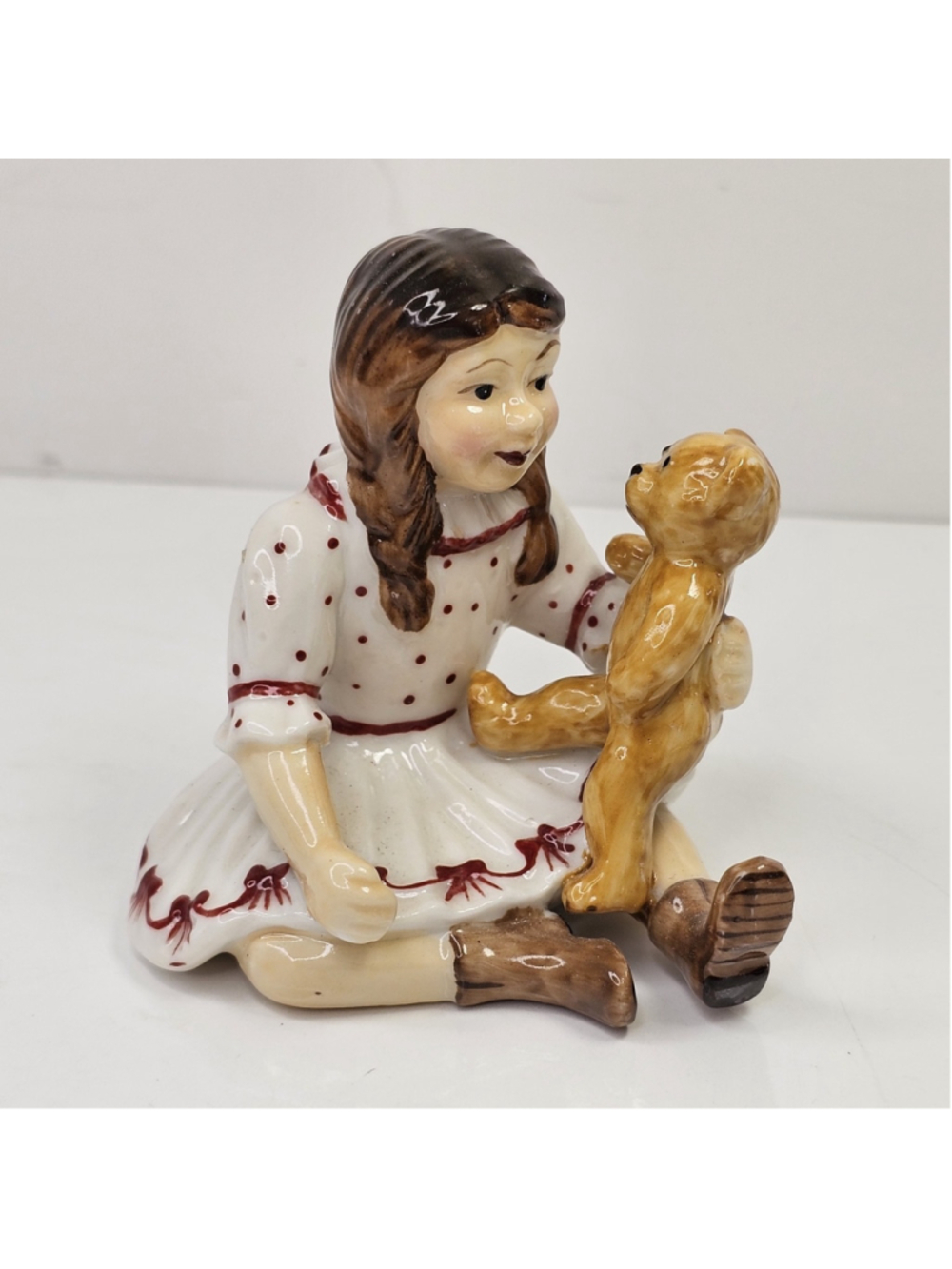 Villeroy & Boch Porcelain Christmas Girl with Teddy Bear Figurine Germany 1748